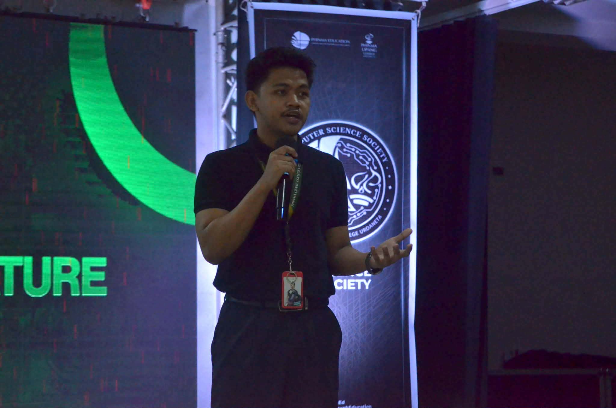 Nikko speaking at a Computer Science Society event